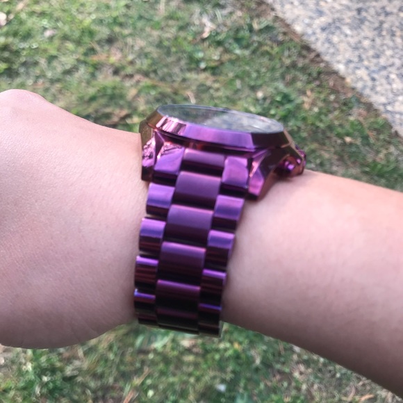 Michael Kors Bradshaw Plum Chronograph Watch - Picture 6 of 9